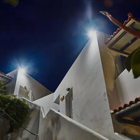 Irene Aparthotel Agios Petros (Andros)